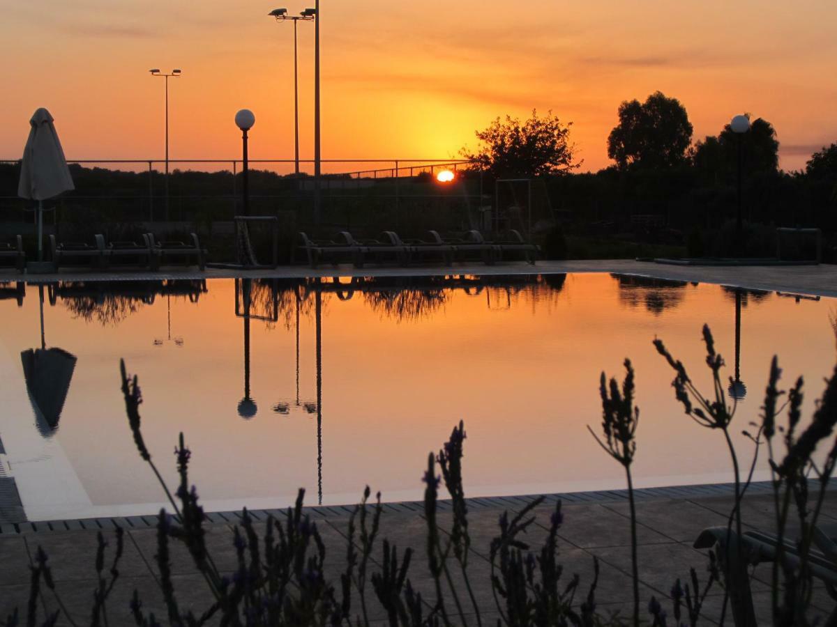 Protaras Tennis And Country Club Ngoại thất bức ảnh